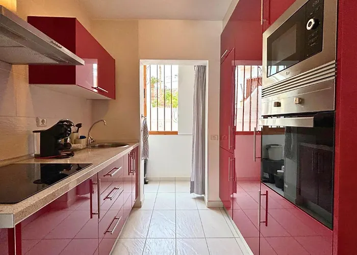 Апартаменты Markethome Bouganvillas 2 Адехе