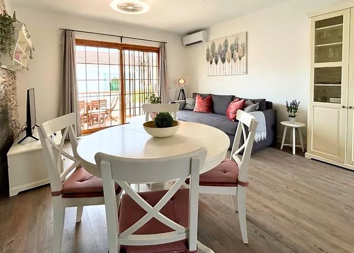 Markethome Bouganvillas 2 Апартаменты *