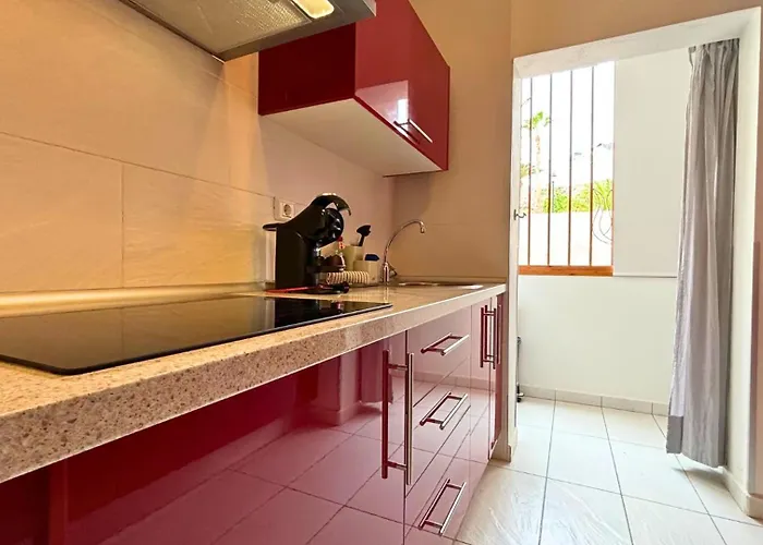 Markethome Bouganvillas 2 *